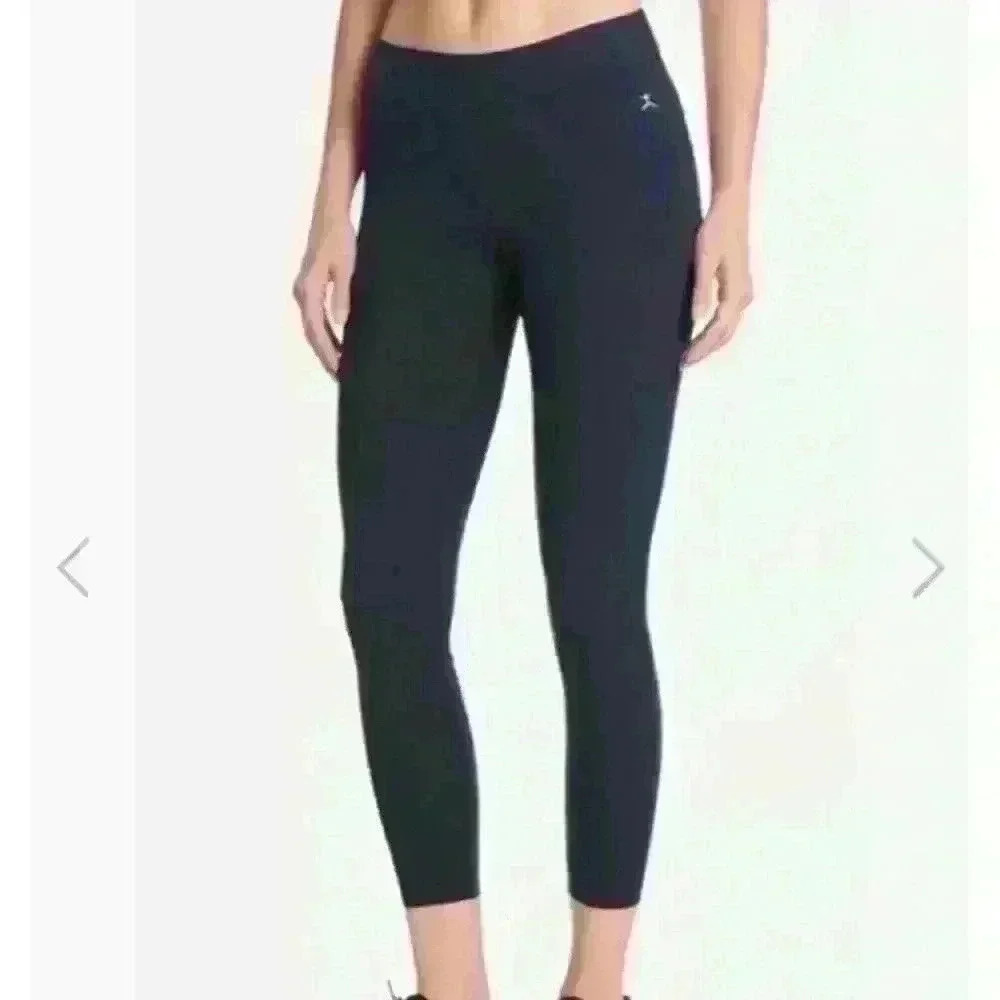 Dan skin leggings size M